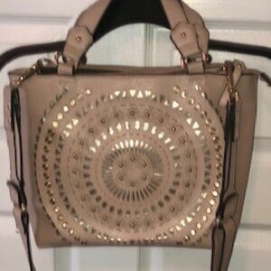*EUC*  CHINESE LAUNDRY Blush Annabelle Laser Cut Handbag